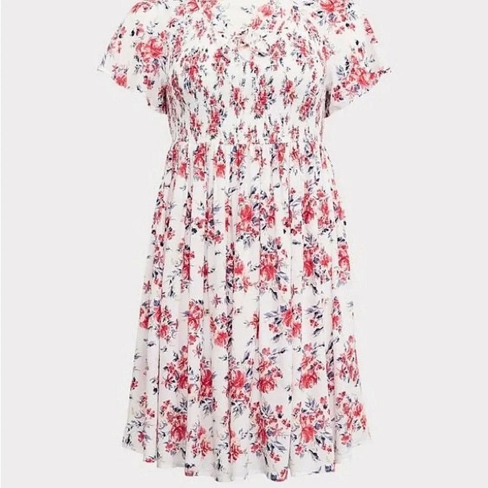 Torrid Floral Smocked Challis Skater Dress 1X Lined Cottage Flutter Sleeve 14 16